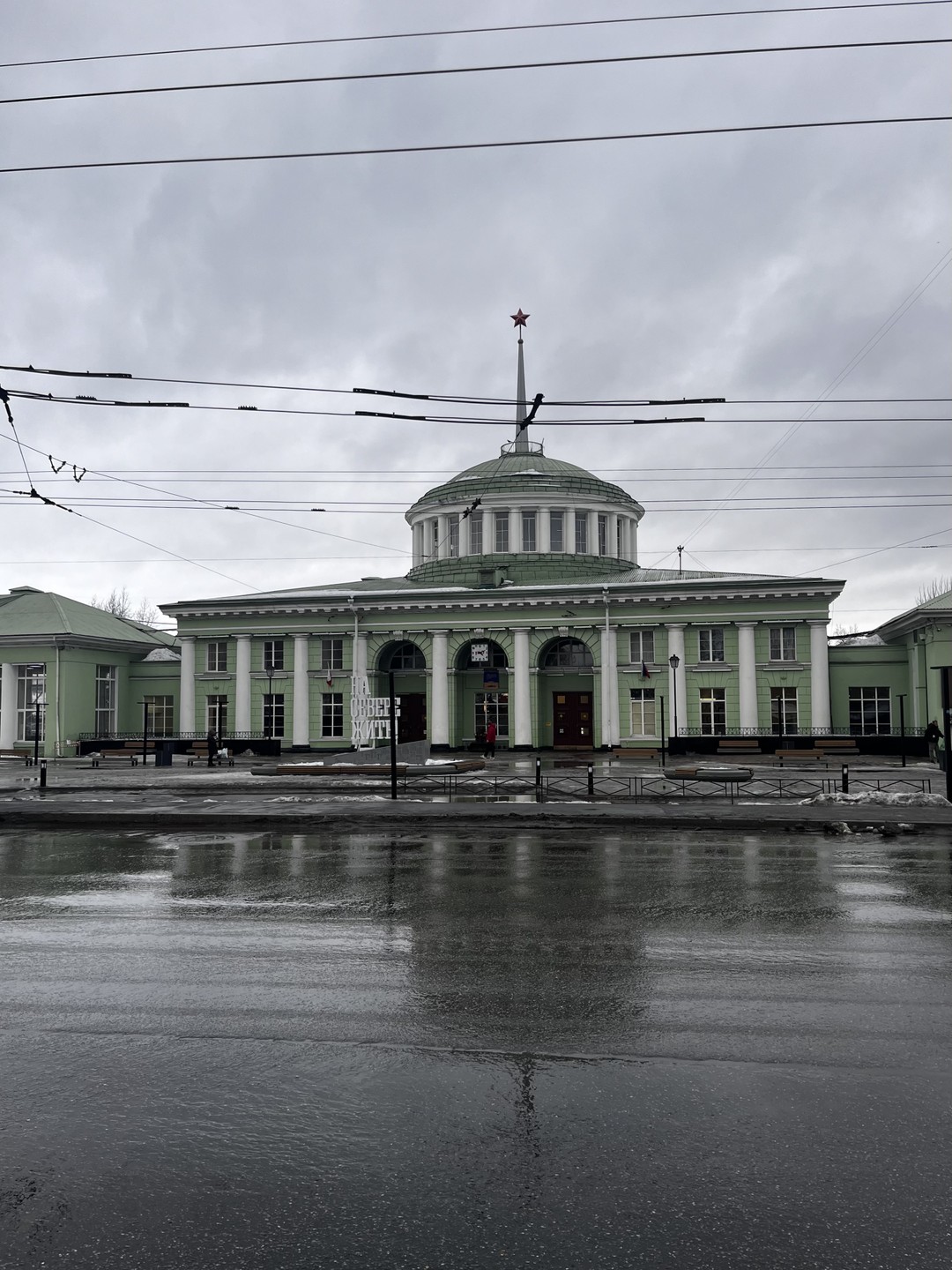 Спасибо большое Оксане за чудесную экскурсию в такой слякотный февральский день. Было очень интересно и познавательно.