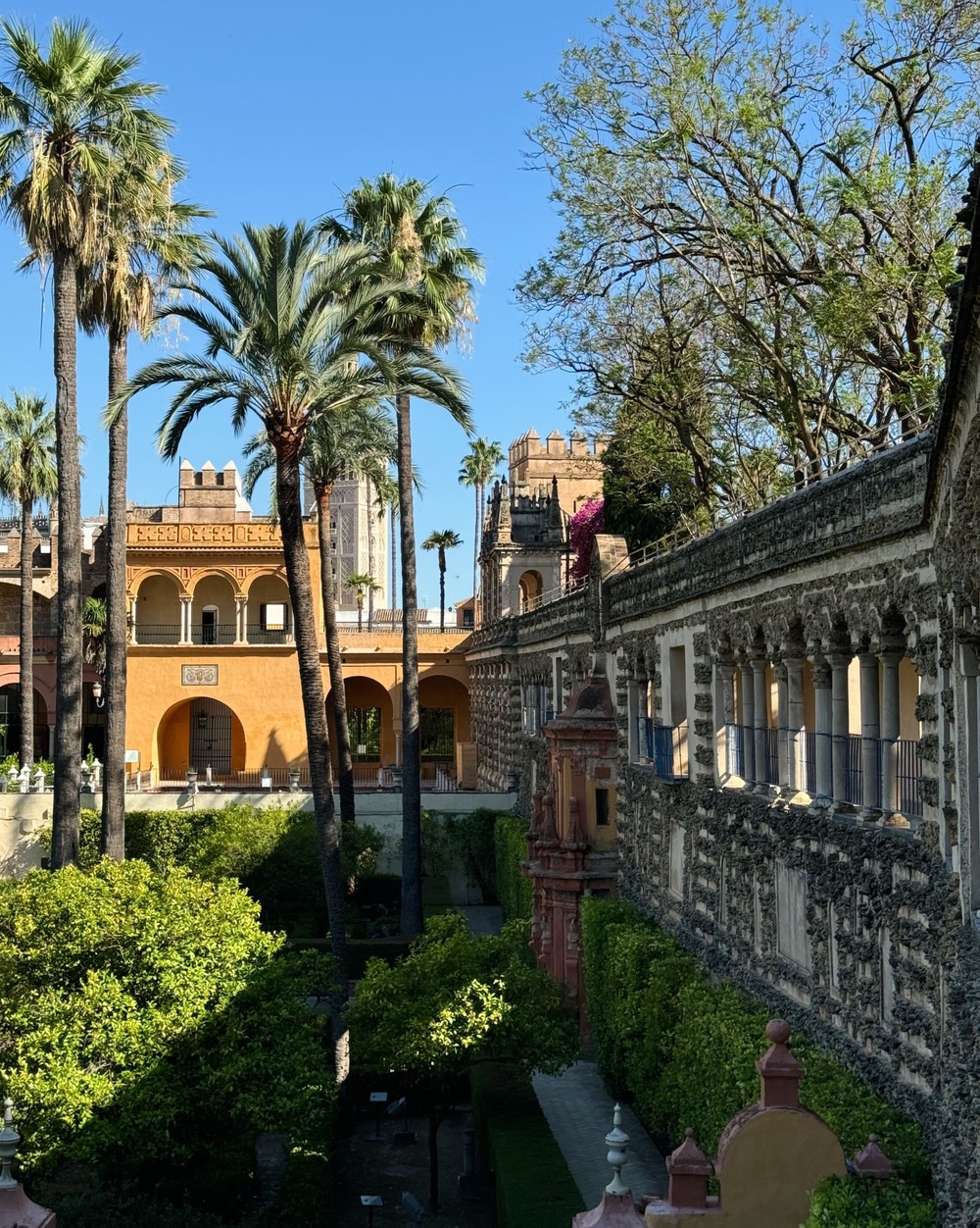 Севильский Алькасар: королевские дворцы, легенды и сады (5/10)