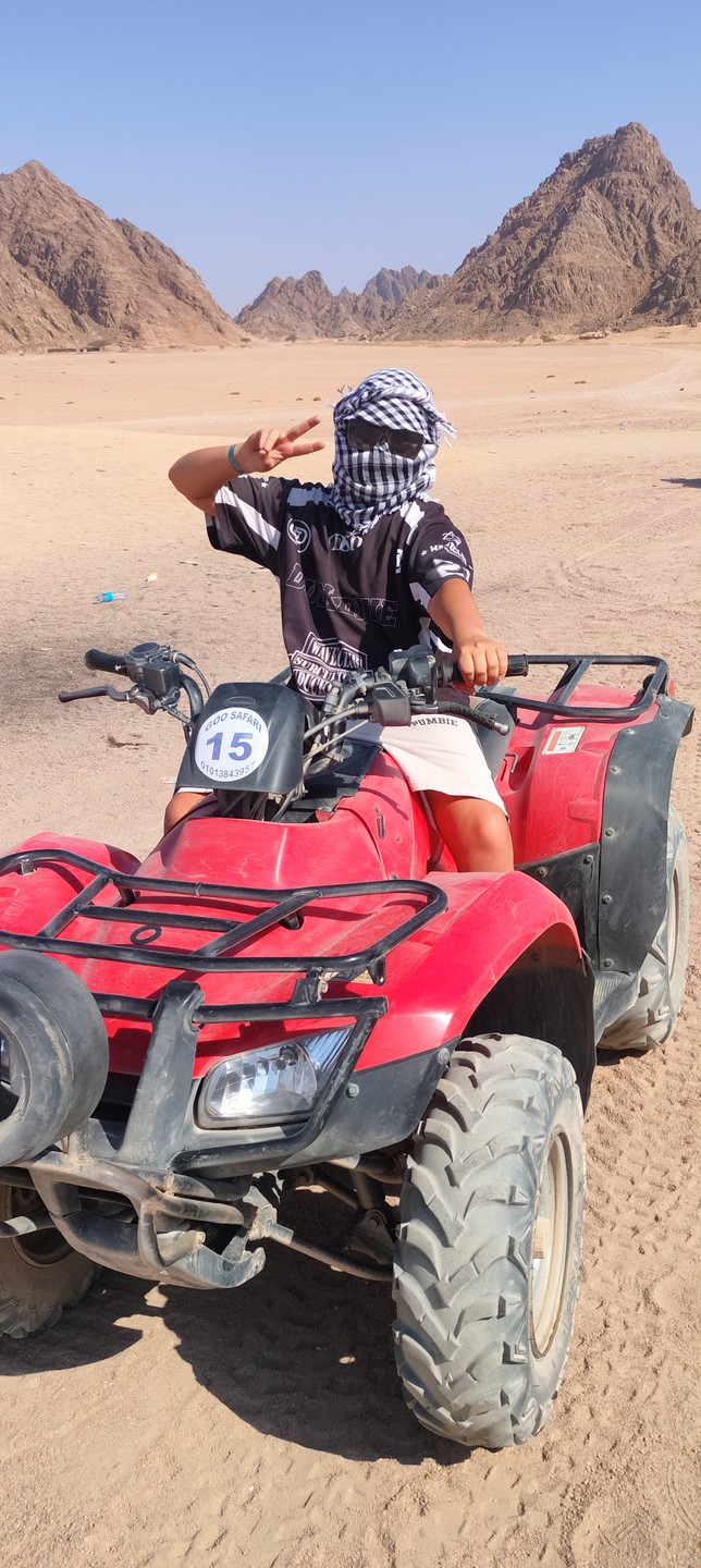 На квадроциклах в группе: сафари в Шарм-эль-Шейхе (Андрей)