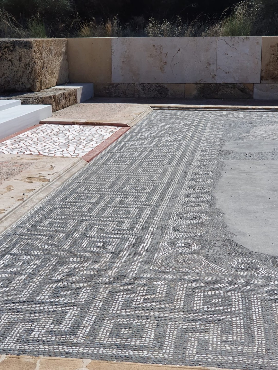 Очень интересная экскурсия в Вергину! Рекомендую всем от мала до велика посетить эту экскурсию в сопровождении