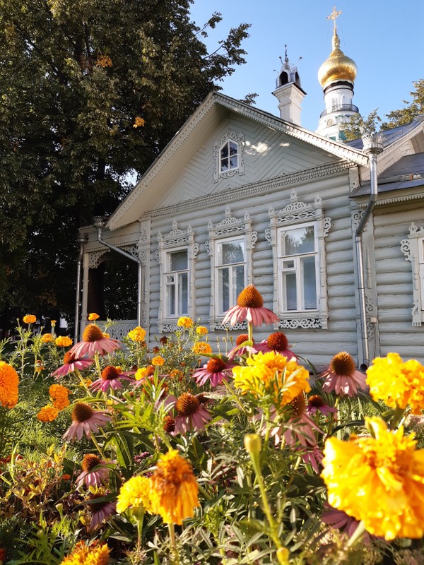 Вологда резная, кружевная, белокаменная