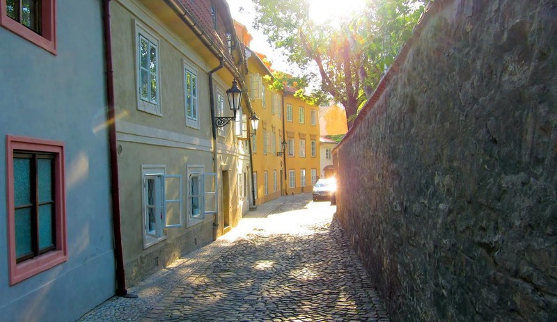 Доброе утро, Прага