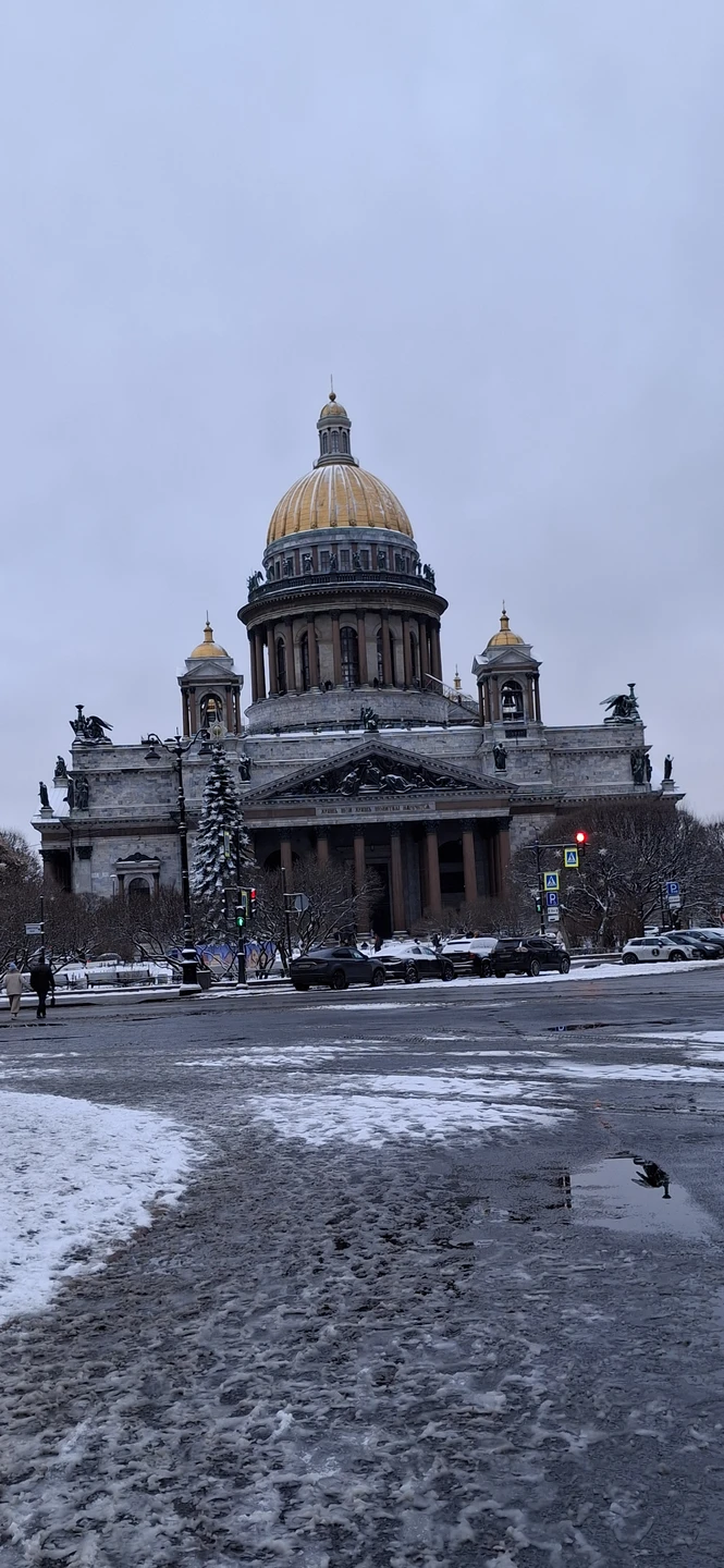 Экскурсия отличная. Для тех кто город посещает первый раз рекомендую. Очень интересно, позновательно. Ребята молодцы