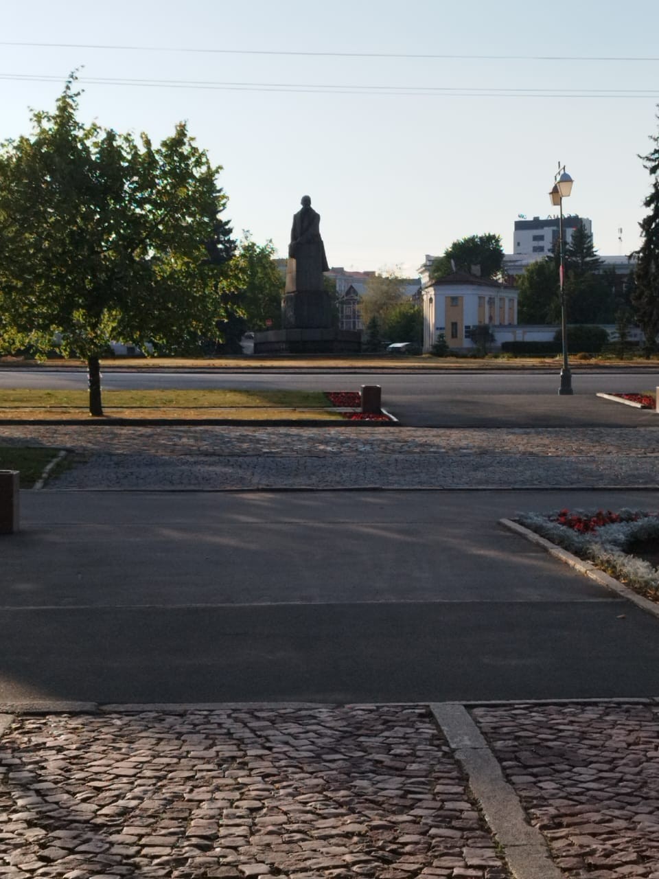 Экскурсия нам очень понравилась. Экскурсовод Елена столько полезной и интересной информации рассказала. Видно, что она душой