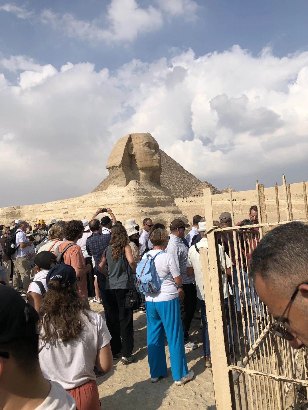 Огромное спасибо, все очень понравилось, очень впечатлены знанием истории древнего Египта, русского языка и интереснейшей экскурсией