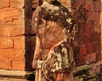 Гора Спящий индеец, древние развалины, Облигадо