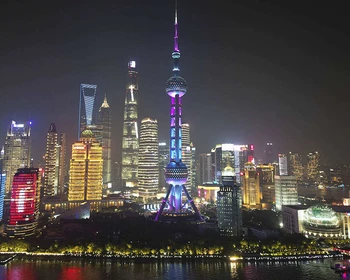 Прибытие в Шанхай: прогулка по району Пудун