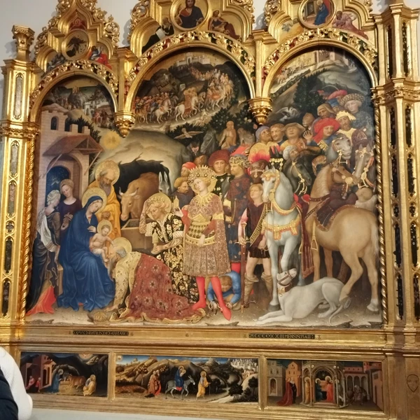 замечательный гид, чувствуется отличное образование, профессионализм. все прошло как планировалось, без опоздания, ожидания от экскурсии оправдались