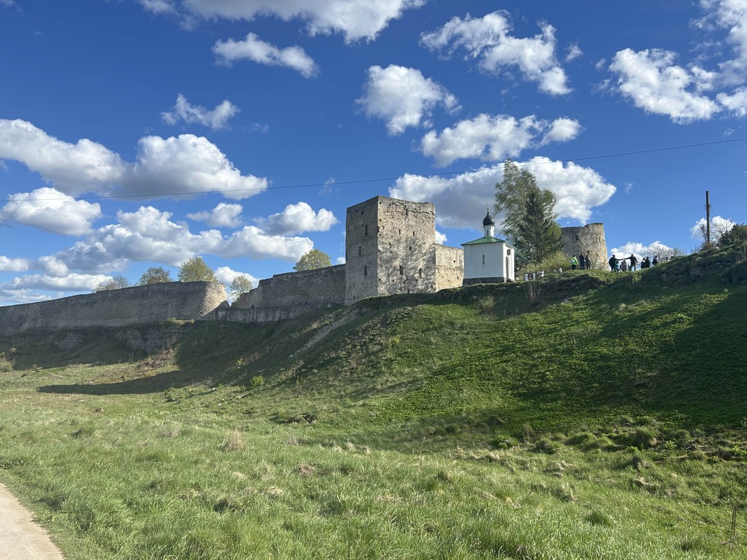 Печоры - Изборск - Псков: однодневная автобусная экскурсия из Петербурга (Юлия)