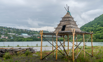 Прогулки по Петропавловску-Камчатскому, посещение музеев, отдых за городом с бассейном и купелью