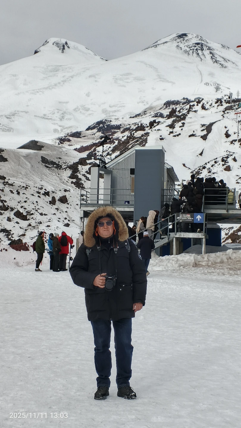 Ездили с женой 11 ноября с гидом Сергеем. Спасибо Сергею за прекрасно проведенную экскурсию. Отличный и