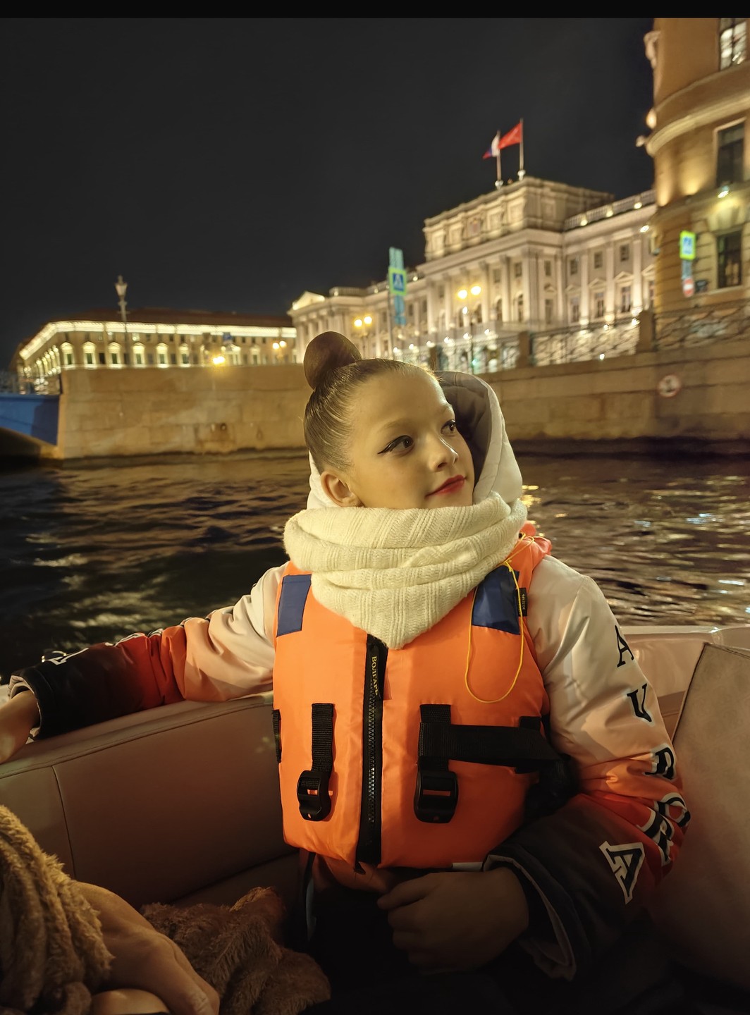 Потрясающая прогулка, переживали что замерзнем, все на высшем уровне, красиво и романтично, после соревнований и бегатни