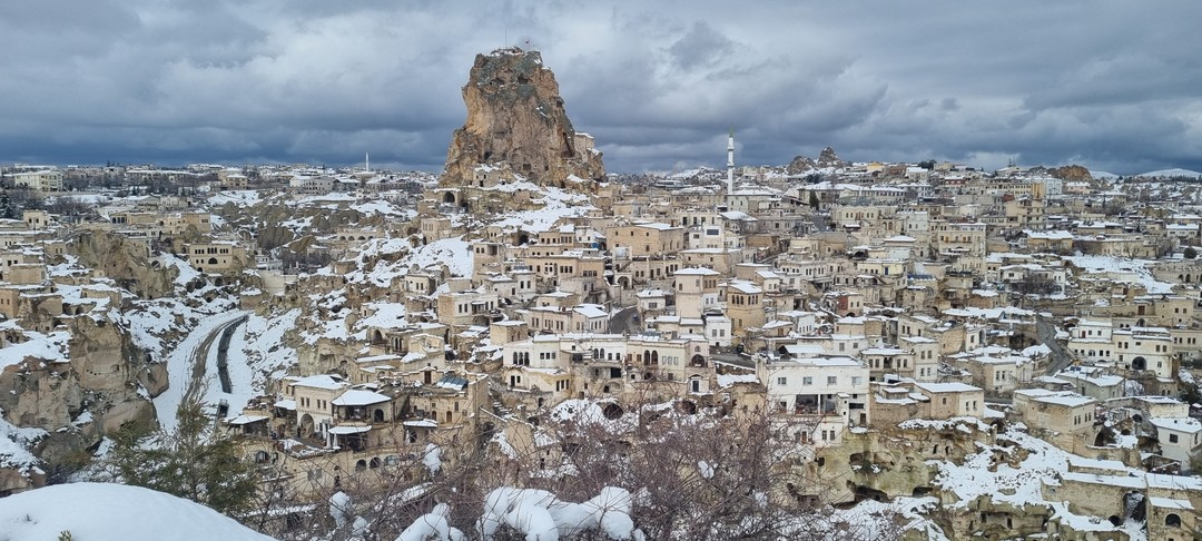 Тур,,Удовольствие по- турецки,, мы посещали вместе с мужем. Неожиданно великолепные отели, богатый шведский стол в них