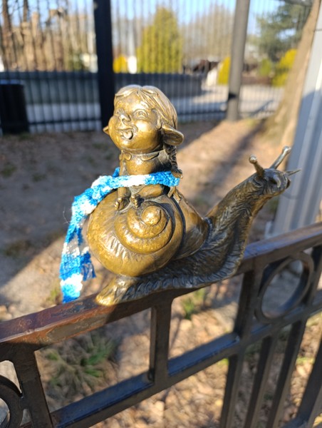 удивительная экскурсия, ездили по всему городу в поисках хомлинов и между делом знакомились с историей города