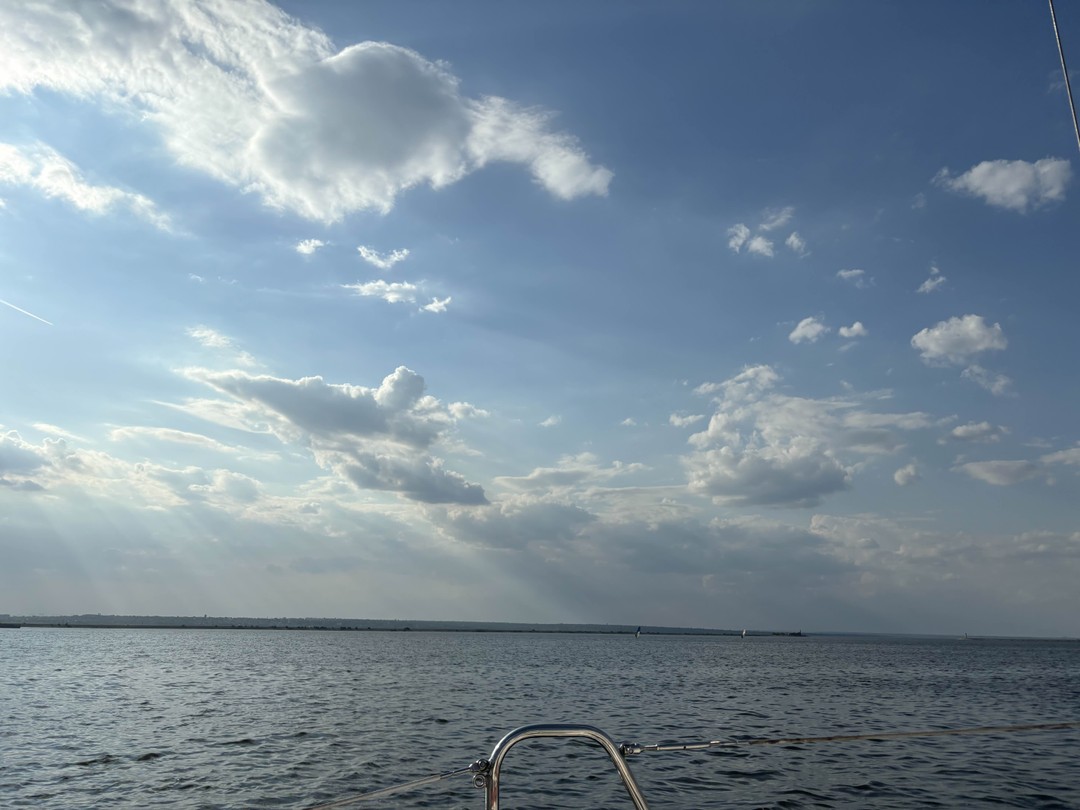 Знакомьтесь, Волгоградское море (Львова)