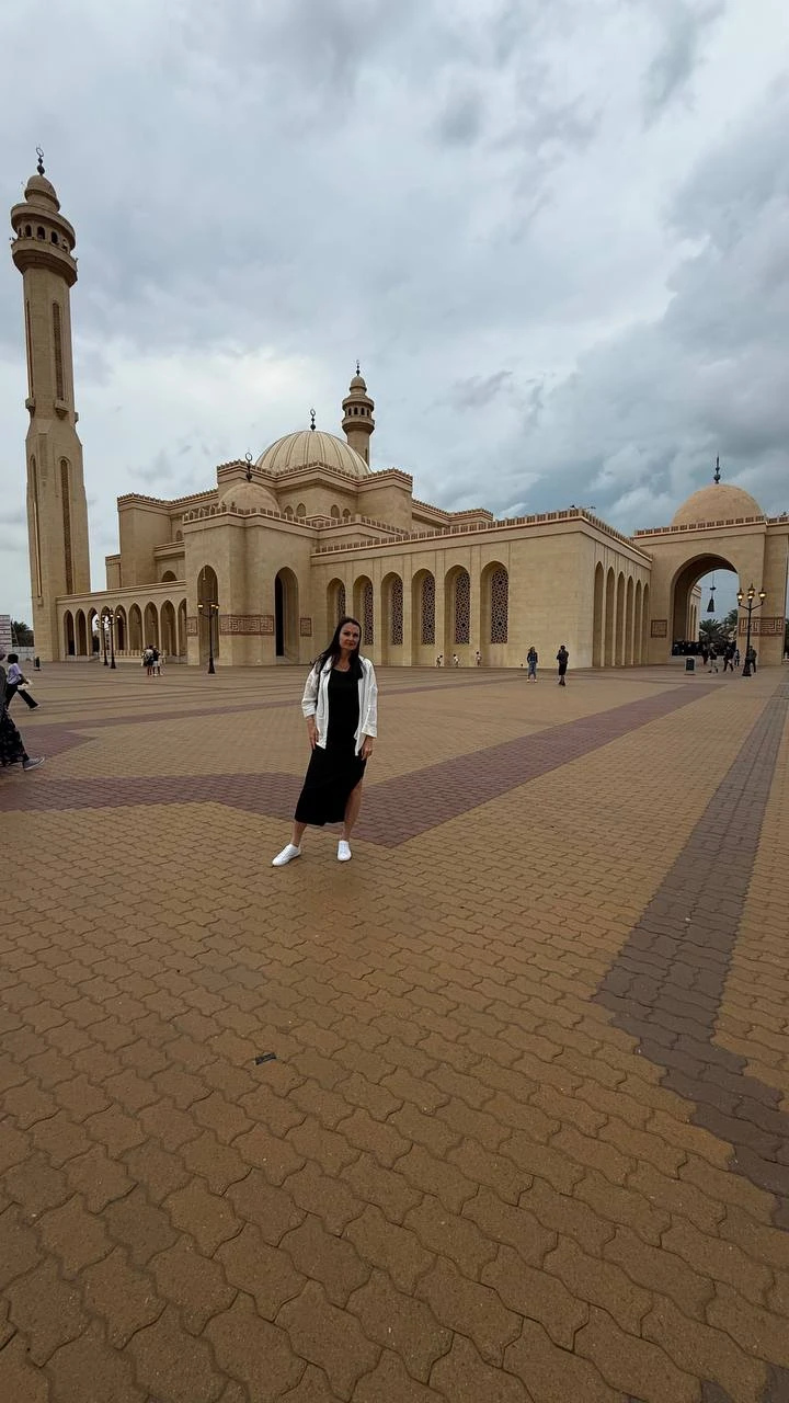 Хотим выразить огромную благодарность за прекрасную экскурсию по Бахрейну во время нашей круизной остановки. Все было