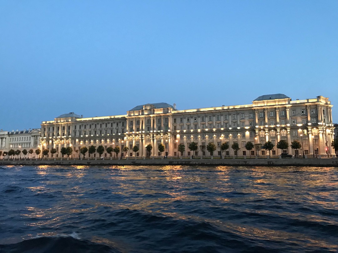 Теплоходная прогулка по Неве и Финскому заливу - на закате под живую музыку (Анастасия)