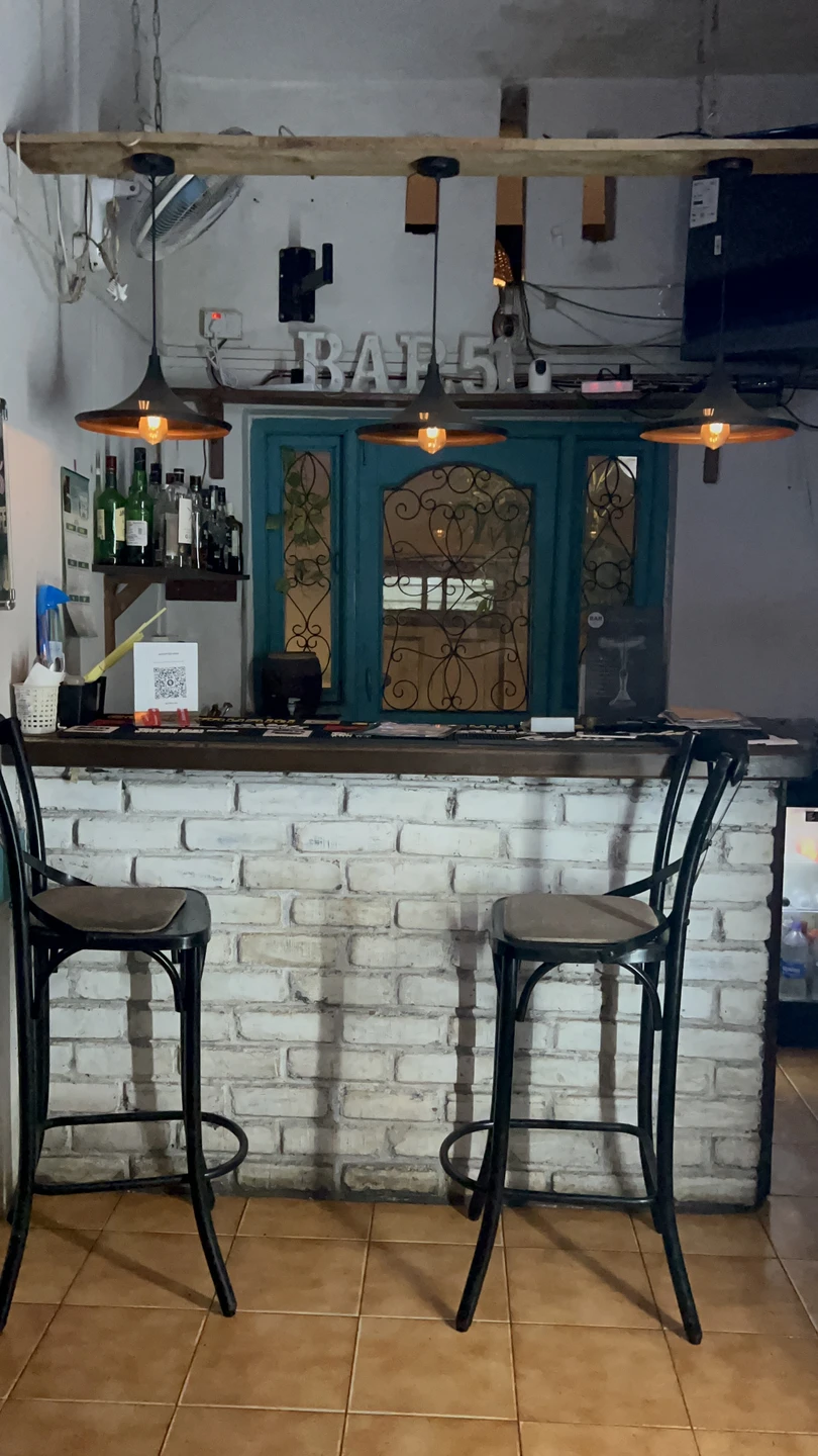 Совместили эту экскурсию с фото прогулкой этого же гида. Наталья и Дмитрий создали прекрасную атмосферу для