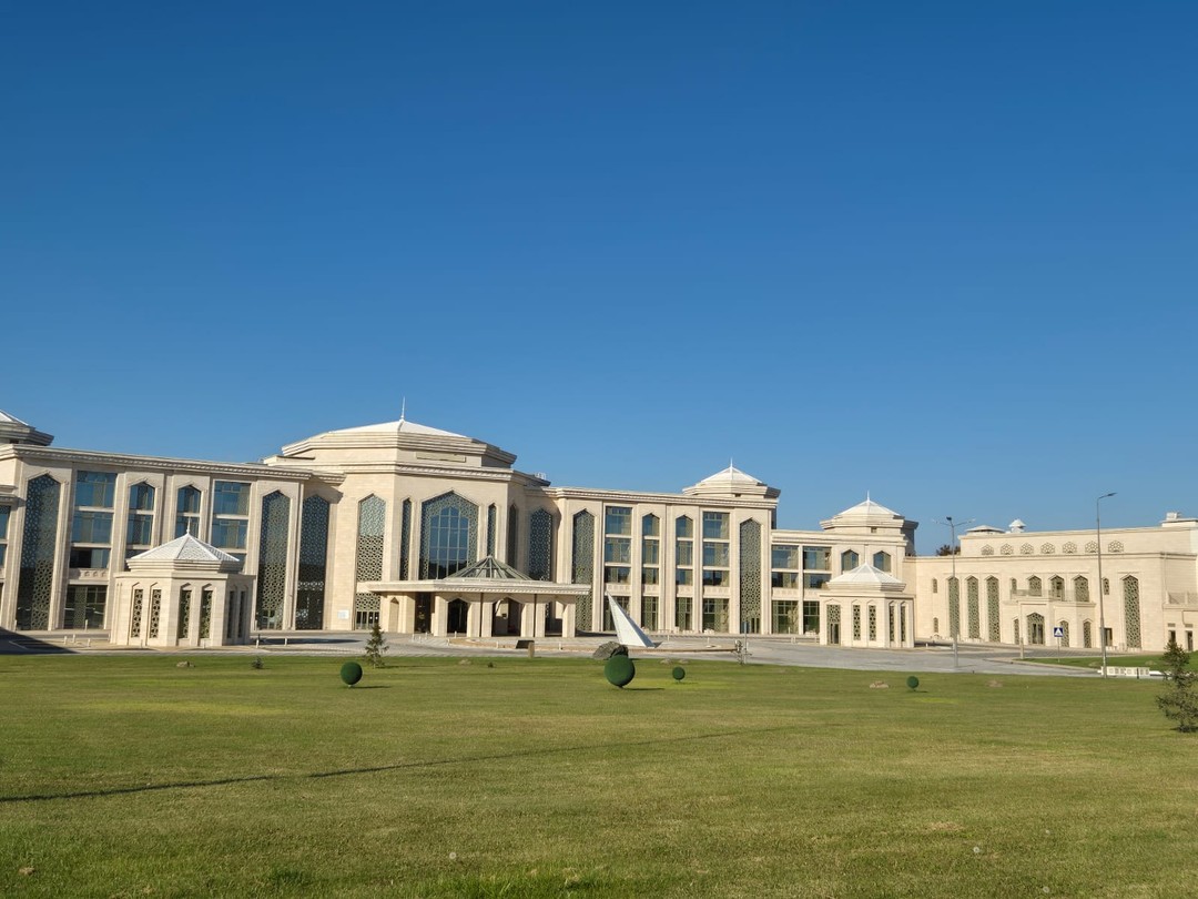 Огромная благодарность Владиславу за увлекательную экскурсию! Экскурсия построена грамотно и логично, что позволило нам легко воспринимать