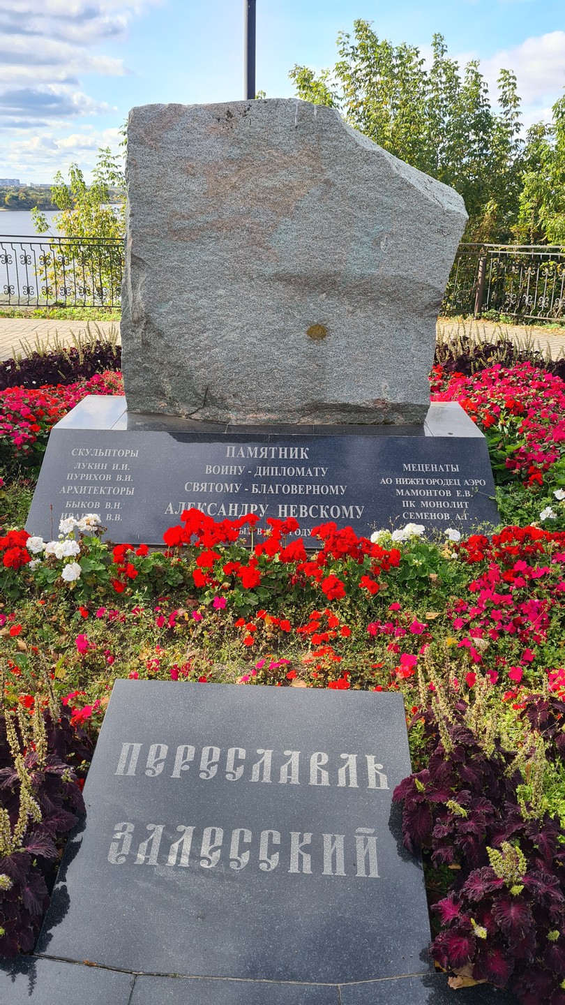 Экскурсия очень понравилась! Галина- прекрасно образованный, обаятельный,внимательный экскурсовод!