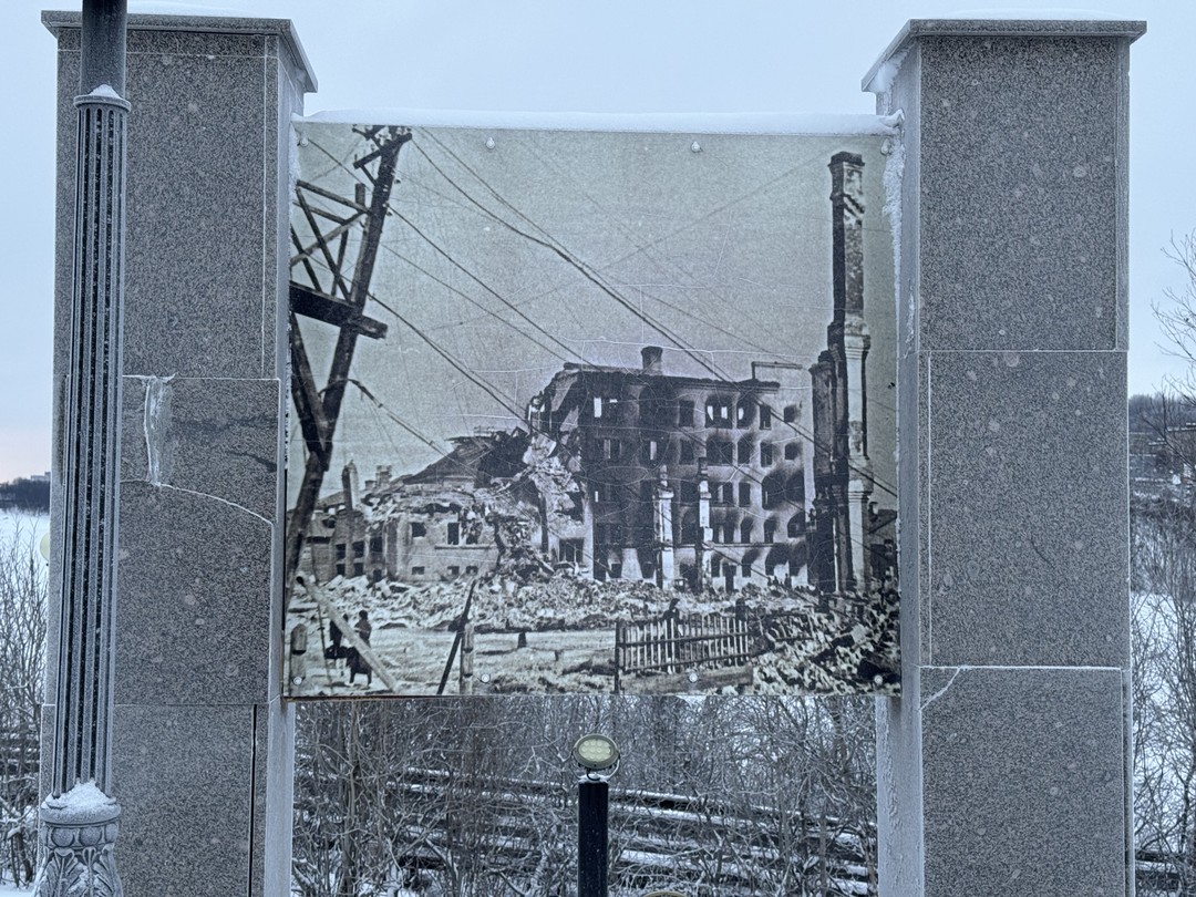 Хочу поделиться впечатлениями об обзорной экскурсии по Мурманску, которая состоялась 19 ноября 2025 года. Мне повезло