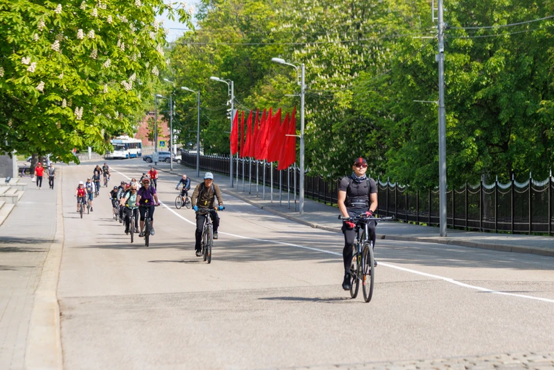 По Калининграду и Светлогорску - на велосипеде и электросамокате
