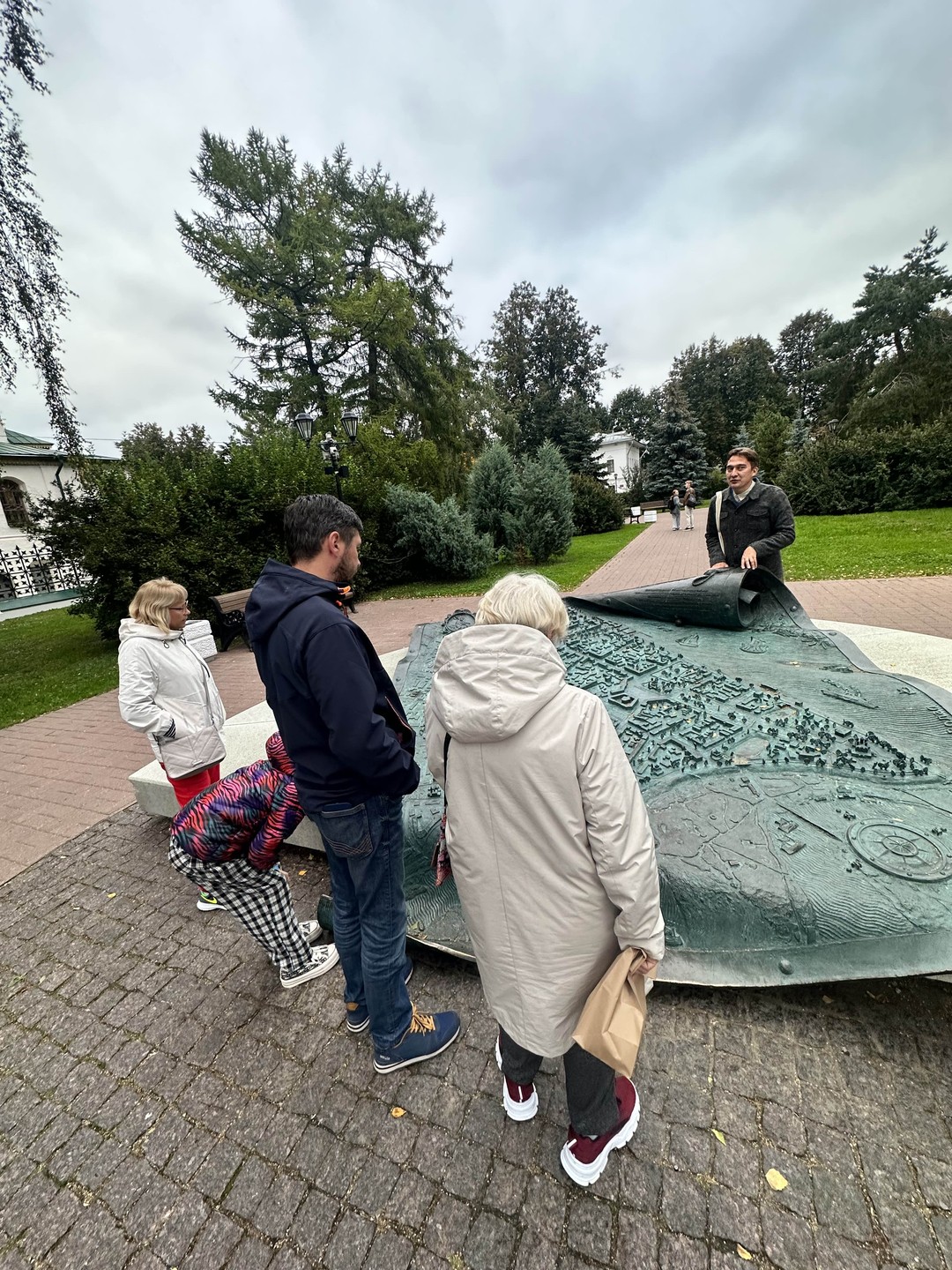 Обзорная экскурсия по центру Ярославля (Мария)