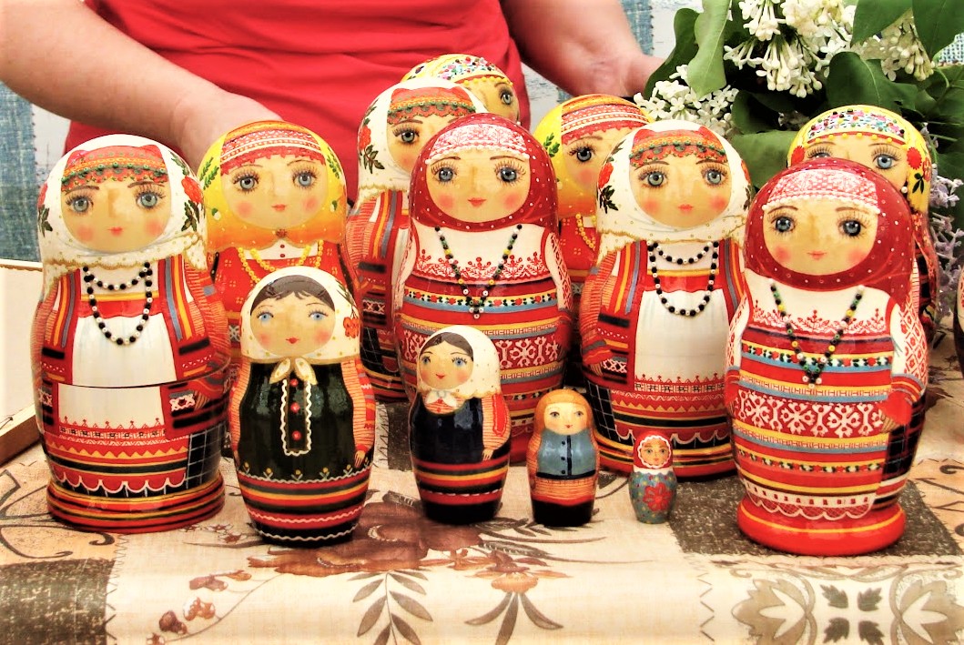 Семёнов: в гости к русской матрёшке