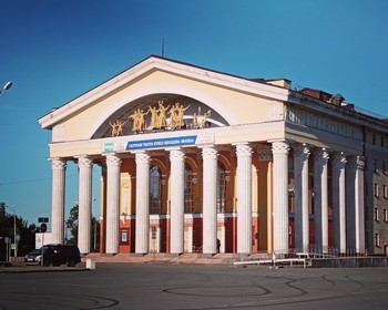 Прибытие и заселение