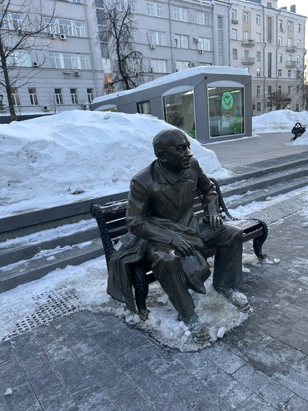 Понравилось на 100 %. Грамотный гид, интересные факты, комфортный темп