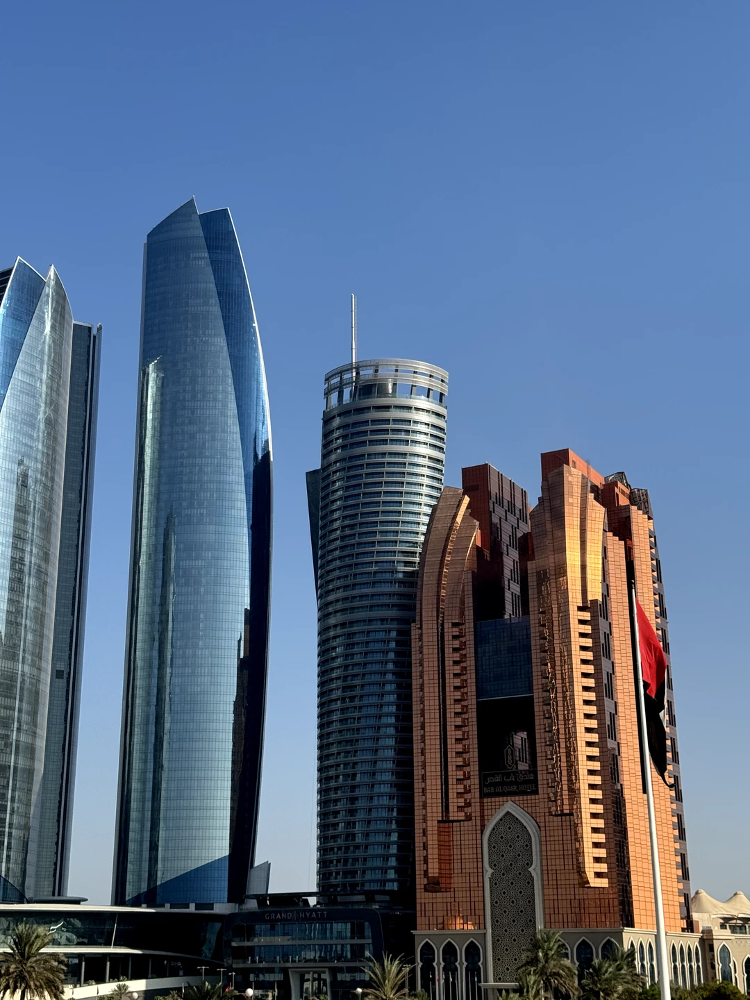 28 сентября ездили на экскурсию в Абу-Даби с гидом Нодиром!