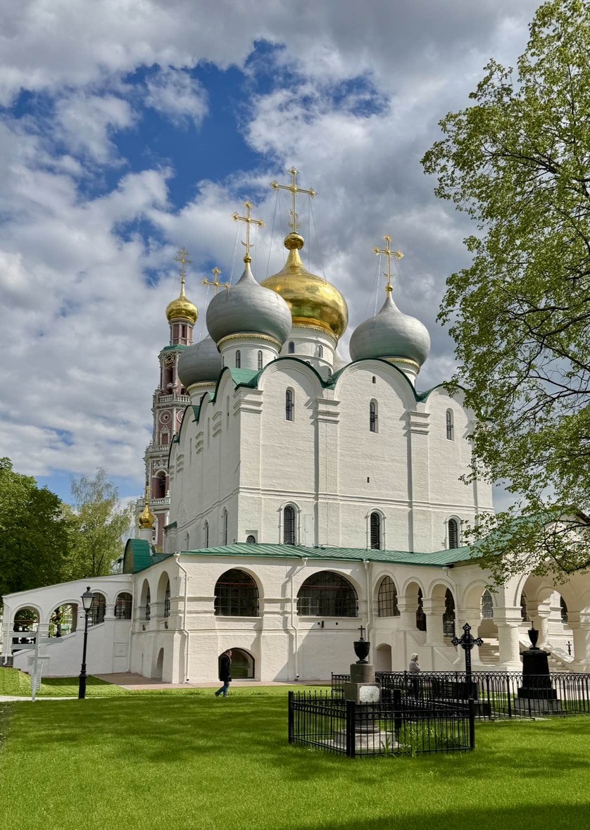 Светская экскурсия в прошлое и настоящее Новодевичьего монастыря (Алла)