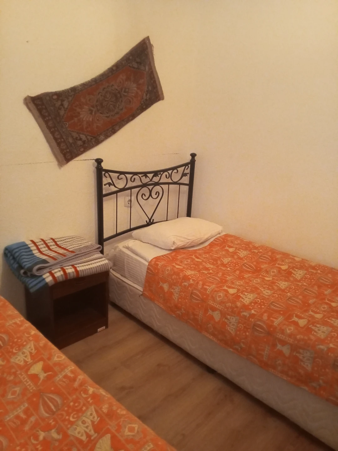 Спасибо за экскурсию,все было отлично организовано,отличная команда работает,хоть так и не удалось полетать на шаре,все равно