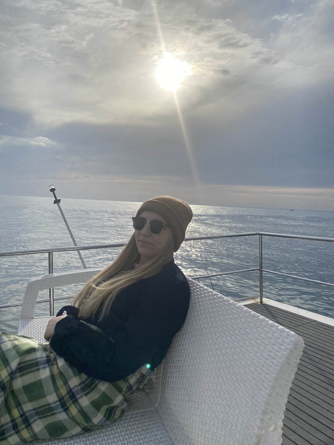 Нам очень понравилась экскурсия 🥰 сходили в море, поймали рыбу, приготовили ее и увидели дельфинов, все