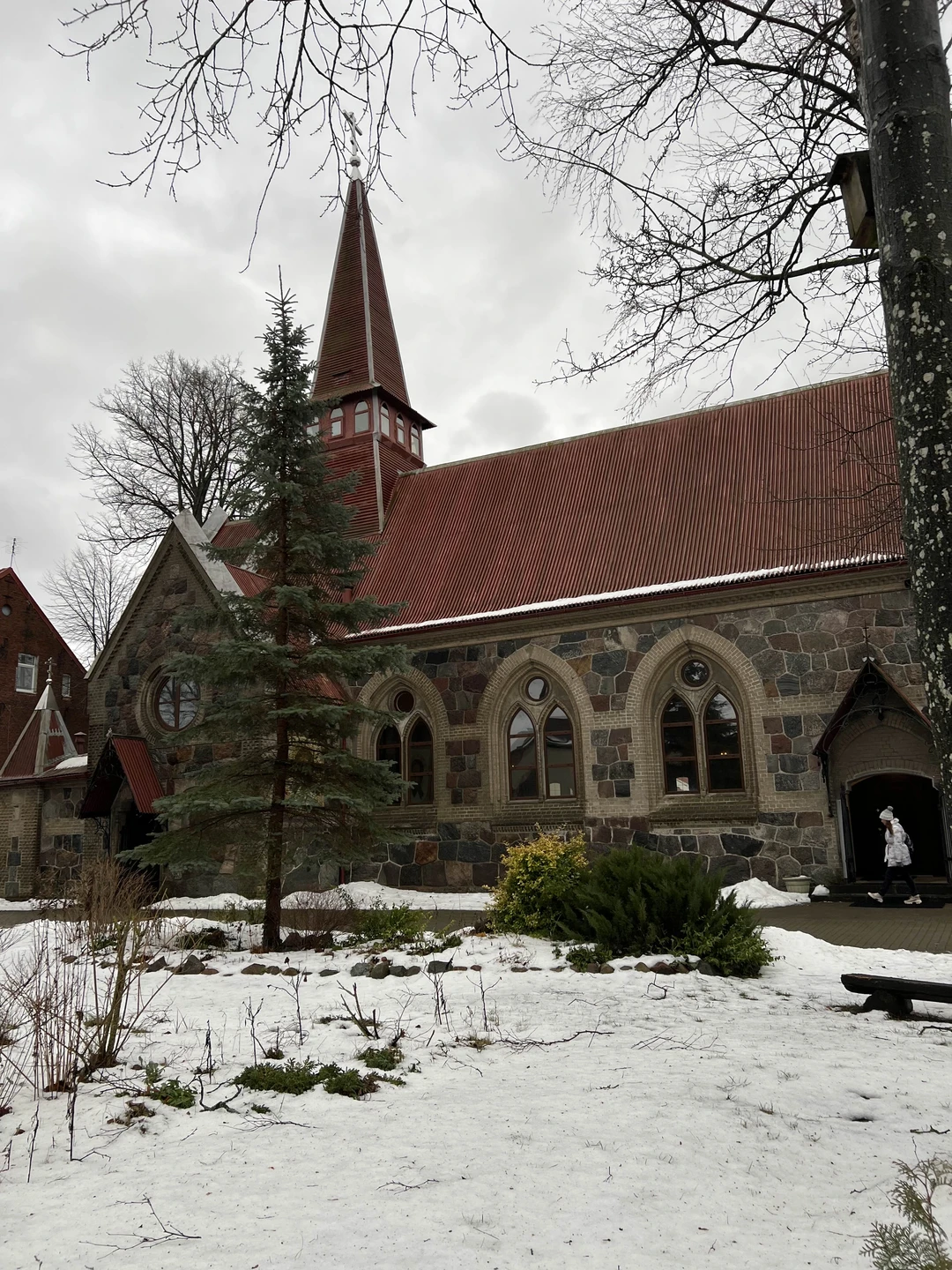 Отлично продуман маршрут, 8 часов пролетели незаметно. Алексей рассказывал очень увлекательно, показал красивые виды, живописные пейзажи