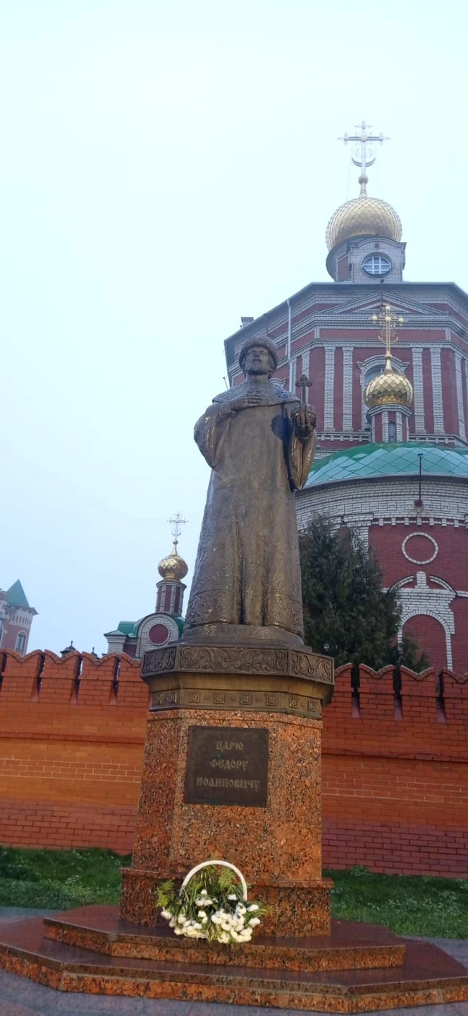 Благодарим Юлию за экскурсию. 10 часов увлекательных историй, прекрасных видов, наглядного материала и просто замечательного общения!