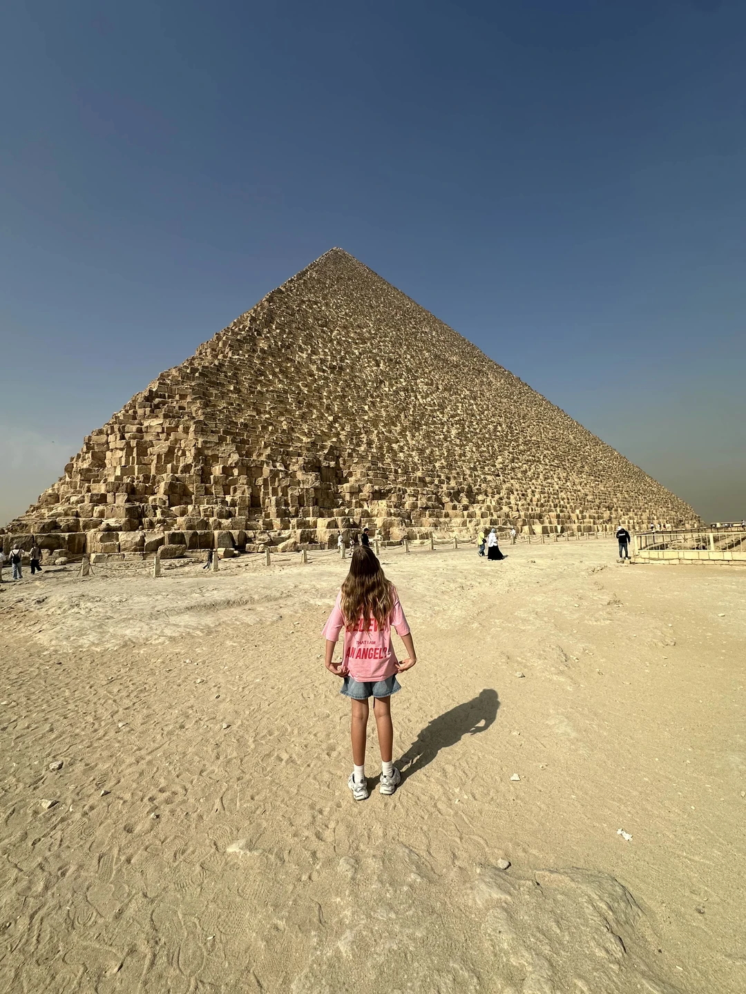 Прекрасный гид Ахмед! И просто хороший и улыбчивый человек! Экскурсия - то что надо, не перегружена