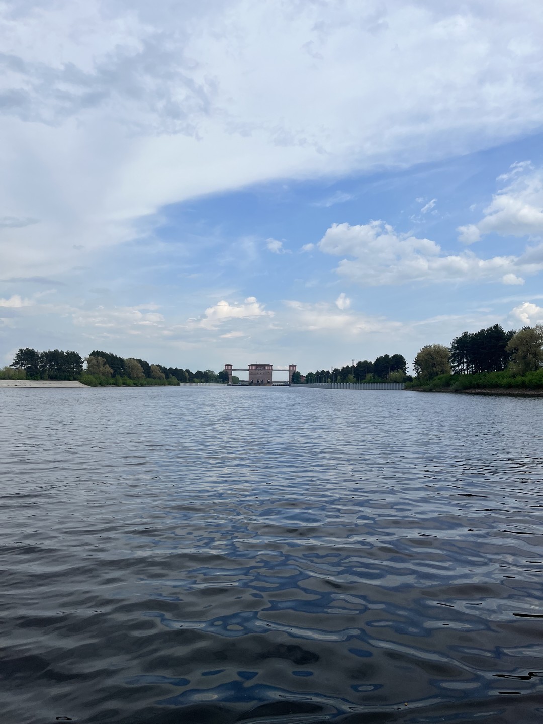 Исследуем Рыбинское водохранилище: прогулка на катере (Валерия)