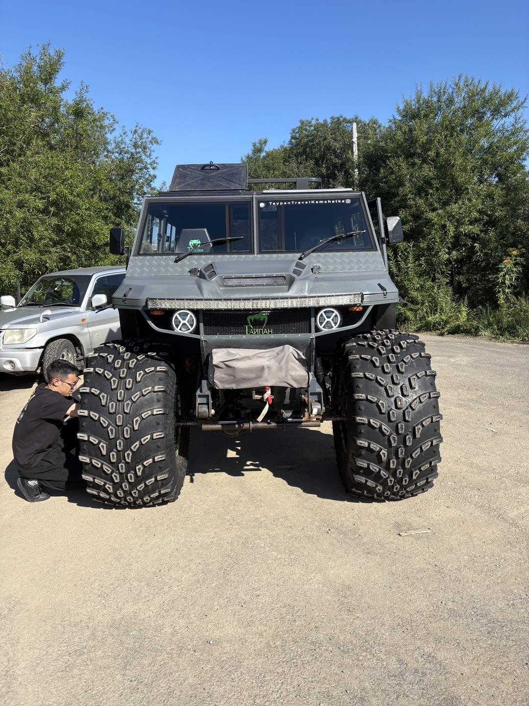 В этой экскурсии прекрасно всё, начиная от организации, заканчивая прекрасными видами на локациях. Гиды - умнички