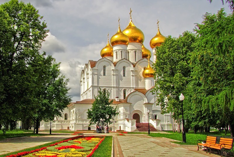 Чудесные храмы и святыни Ярославля