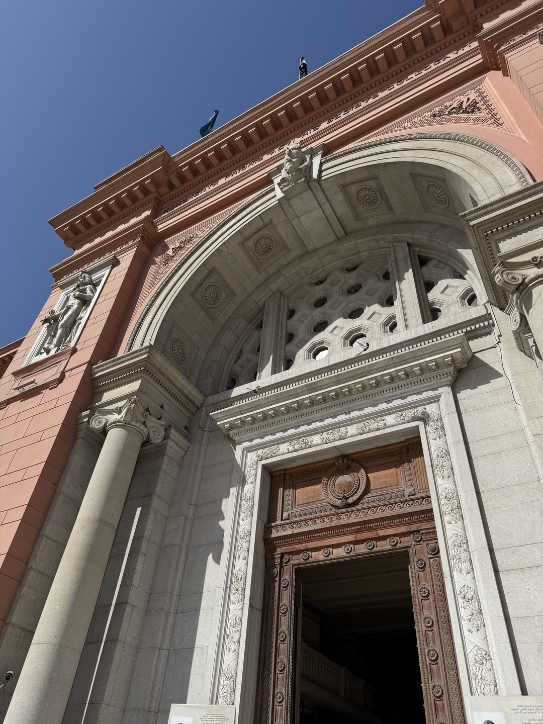 Очень заботливые и внимательные гиды (Валид и команда), всегда были на связи, отвечали на все вопросы