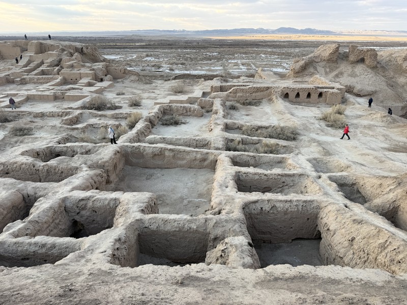 Спасибо огромное! в восторге от экскурсии и я, и сестра, и мама. Дадахон эрудированный, грамотный профессионал