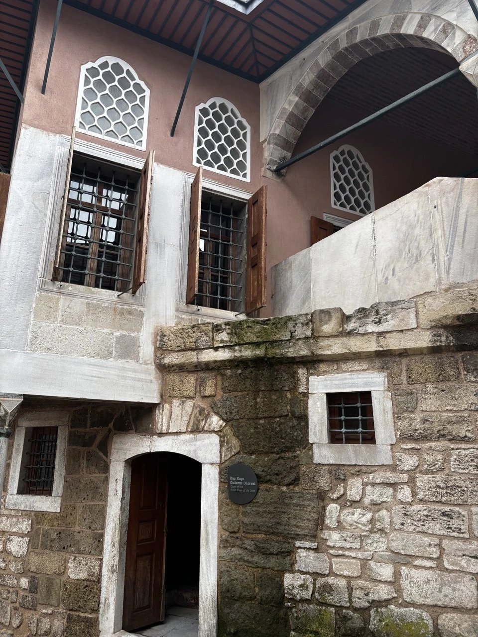 Были в Стамбуле с мужем впервые. К сожалению был один день. Но мы выбрали экскурсию дворец