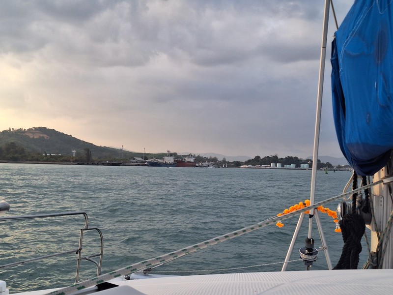 Данную экскурсию заказывали очень заранее, но накануне, организатор Мария предупредила о небольшой поломке на катамаране и