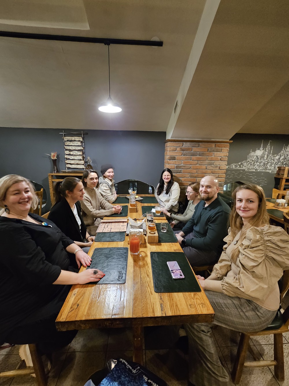 В Минске есть, пить, по душам говорить (5/12)