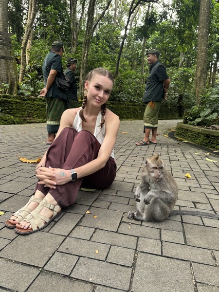 Отличная экскурсия, большое спасибо гиду Силе, прекрасно владеет русским языком, шутит, атмосфера в поездке чудесная! Узнали