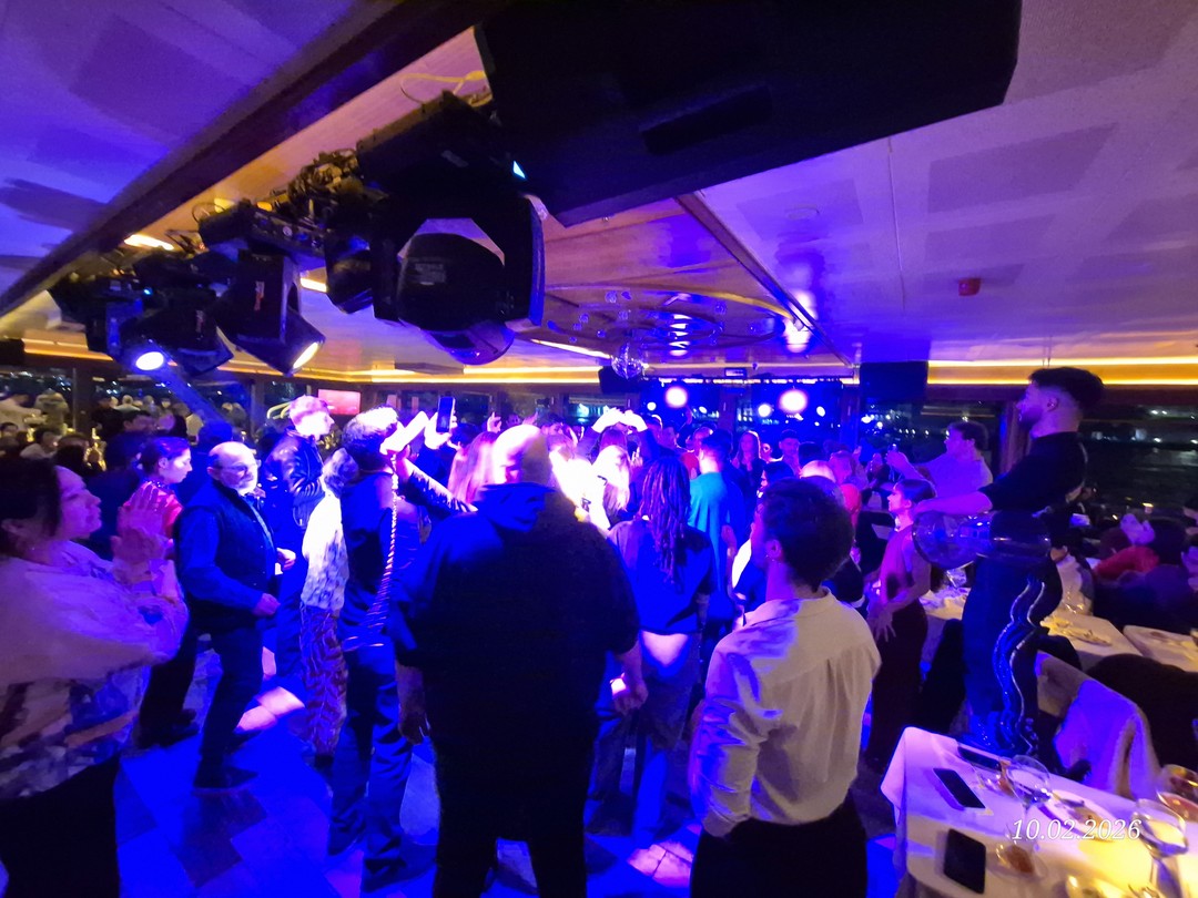 От чистого сердца рекомендую организатора данного круиза! Абсолютно без халтуры, от встречи до высадки на берег!