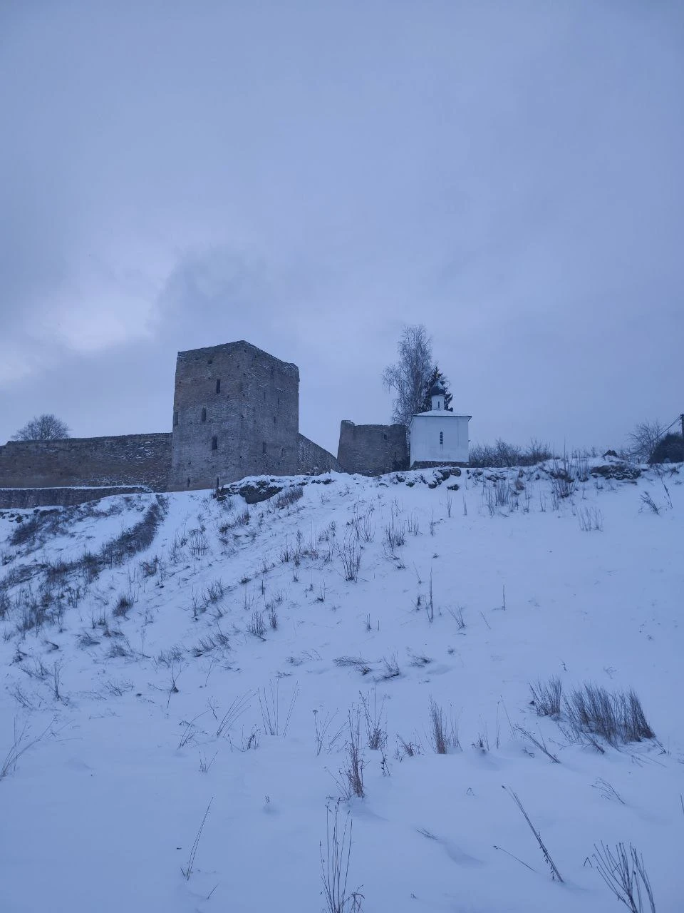 Прекрасная экскурсия. Все было очень интересно, в комфортном темпе. Небольшая группа. Повезло с погодой. Большое спасибо