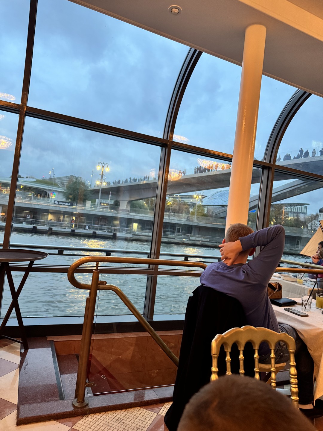 Все прошло отлично. Посетили Ривер палас и очень приятно впечатлена. Кухня порадовала, хотя прочитав отзывы настроилась