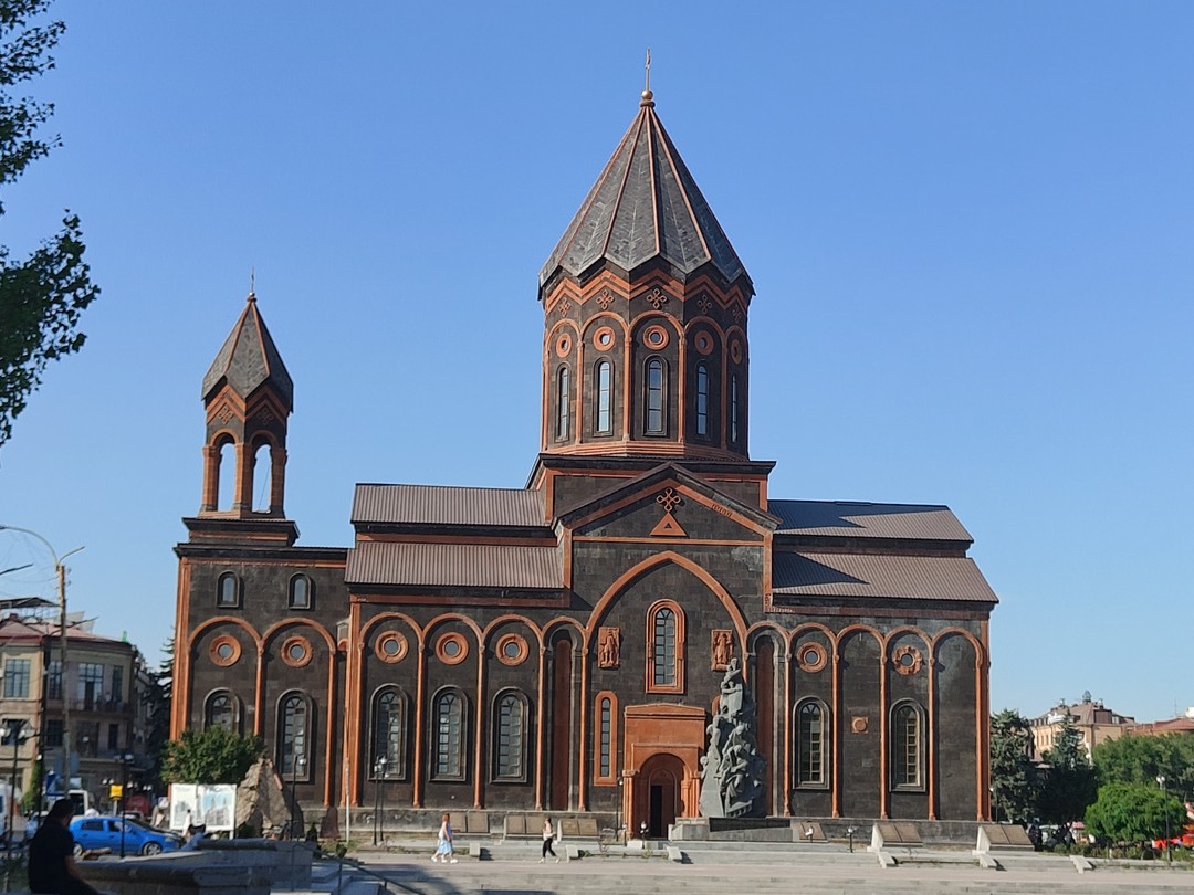 Хочу поблагодарить экскурсовода Арени за замечательную экскурсию в Гюмри. Очень рекомендую к посещению этот очаровательный городок